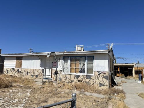 321 N Norma St, Ridgecrest, CA, 93555-3610 | Card Image