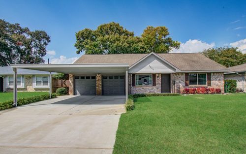 2809 Spa Dr, Deer Park, TX, 77536-6023 | Card Image