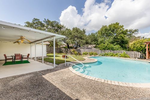 16519 Burr Hill St, San Antonio, TX, 78247-1025 | Card Image