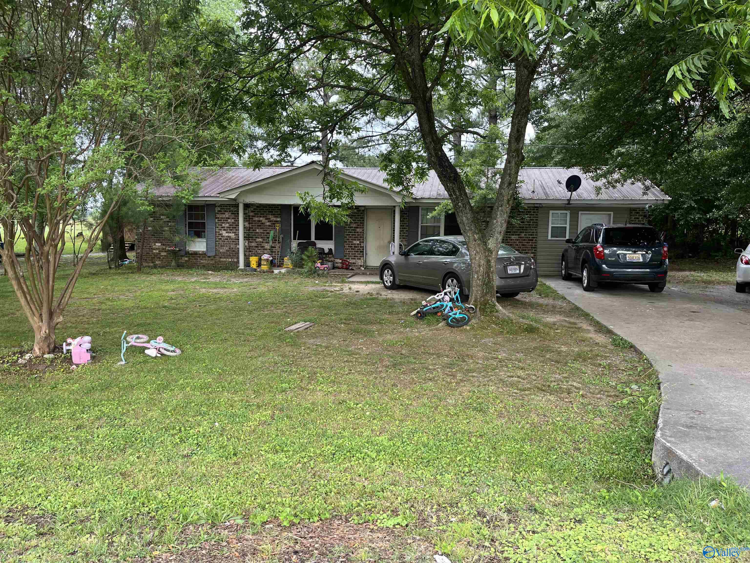 Terra Pine St, Albertville, AL 35951