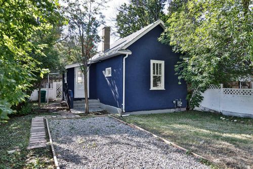1102 13 Street N, Lethbridge, AB, T1K3X6 | Card Image