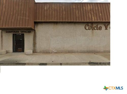 201 State Highway 111 W, Yoakum, TX, 77995-1731 | Card Image