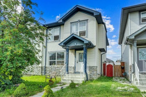 19 Taravista Gdns Ne, Calgary, AB, T3J4K8 | Card Image