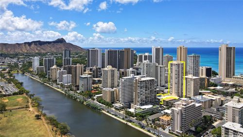 apt-2202-2410 Cleghorn St, Honolulu, HI, 96815-3177 | Card Image