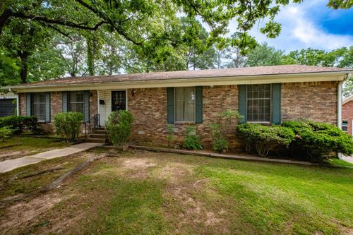 19 Queenspark Road, Little Rock, AR, 72227 | Card Image