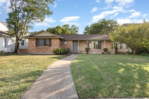 2640 Lakeland Dr, Dallas, TX, 75228-5358 | Card Image