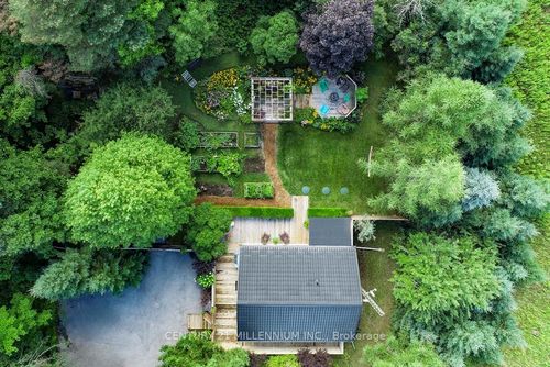 707 Charleston Side Rd, Alton, ON, L7K0S1 | Card Image