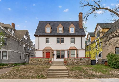 1009 University Ave Se, Minneapolis, MN, 55414-2208 | Card Image