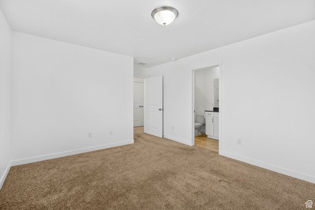 Primary Bedroom | Image 18