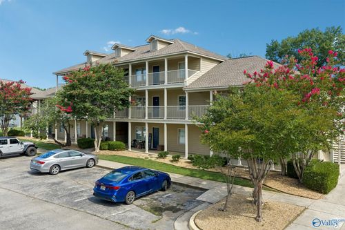 302c-1806 Runnymead Ave Sw, Decatur, AL, 35601-4610 | Card Image