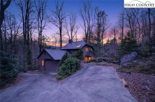 243 Ironwood Dr, Banner Elk, NC, 28604-8702 | Card Image