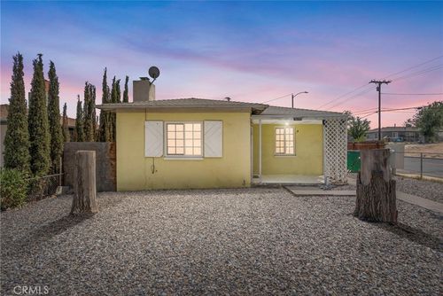 16705 Verde St, Victorville, CA, 92395-3912 | Card Image