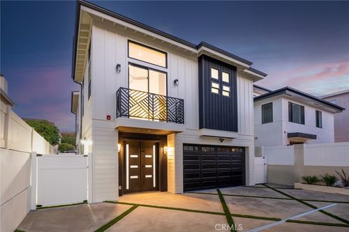 b-110 S Irena Ave, Redondo Beach, CA, 90277-3424 | Card Image