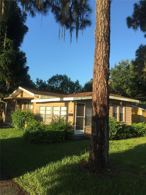 124 Bassedena Cir S, LAKELAND, FL, 33805-2802 | Card Image