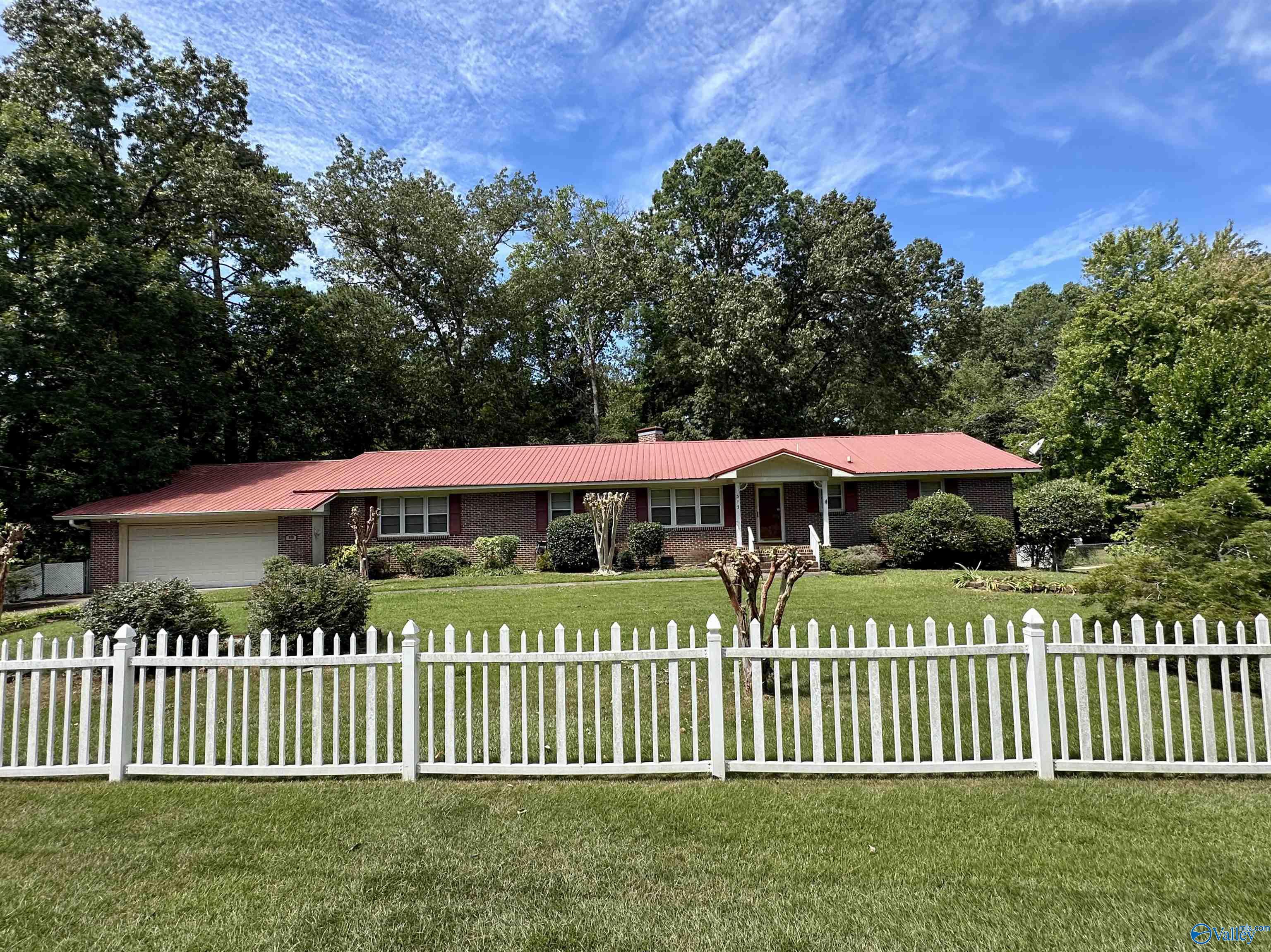 Wildhaven Cir, Gadsden, AL 35901