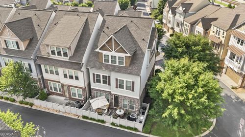 454 Cranleigh Rdg Se, Smyrna, GA, 30080-2008 | Card Image