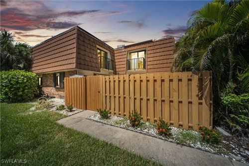 apt-4-1444 Park Shore Cir, FORT MYERS, FL, 33901-9636 | Card Image