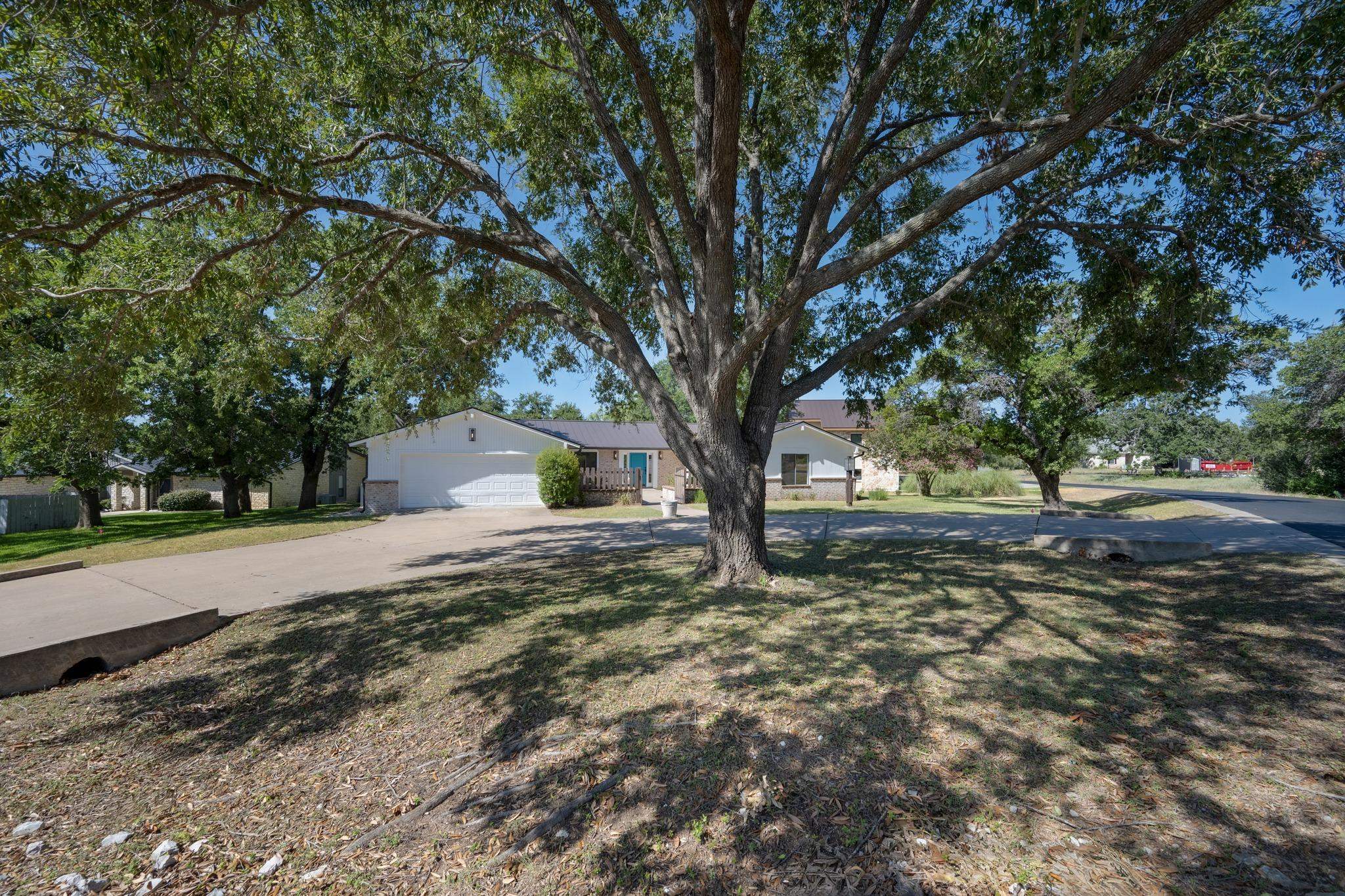 Residential in Horseshoe Bay 2