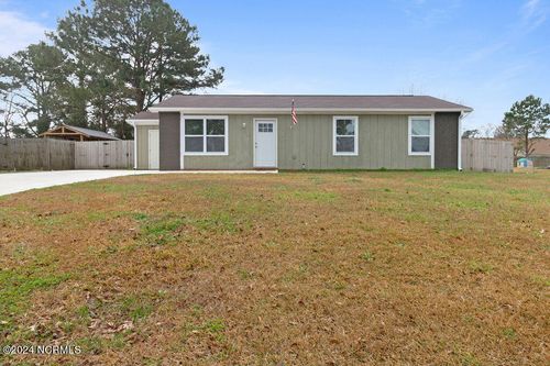 106 Pecan Ln, Jacksonville, NC, 28546-8531 | Card Image