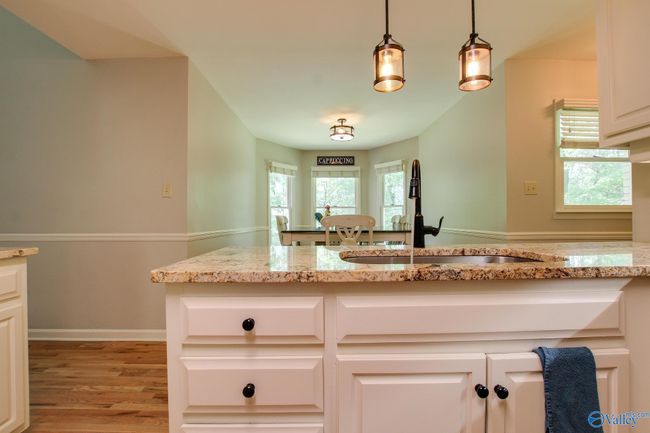 2806 Wisteria Pl Se, House other with 5 bedrooms, 4 bathrooms and null parking in Decatur AL | Image 6