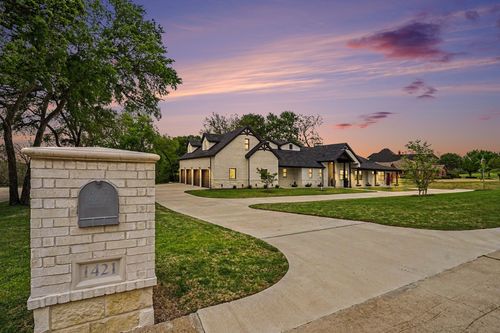 1421 Red Oak Cir, Farmersville, TX, 75442-3309 | Card Image