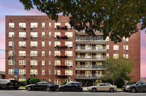 apt-8p-679 Warburton Ave, Yonkers, NY, 10701-1615 | Card Image