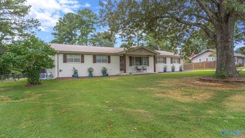 2010 Bedford St, Scottsboro, AL, 35769-3726 | Card Image