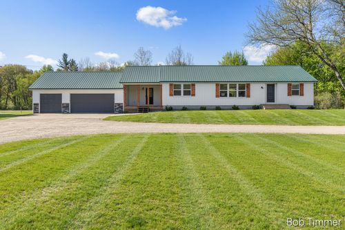 2812 142nd Ave, Dorr, MI, 49323-9511 | Card Image