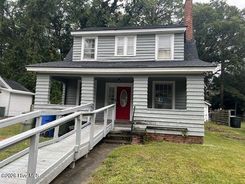 1006 Lee St N, Wilson, NC, 27893-2520 | Card Image