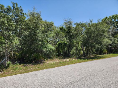 10389 Marvista Ct, Weeki Wachee, FL, 34614-3060 | Card Image