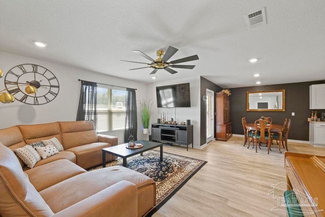 9336 Tara Cir, House other with 4 bedrooms, 2 bathrooms and null parking in Milton FL | Image 39