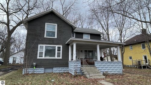 108 S Pine St, Saint Louis, MI, 48880-1431 | Card Image