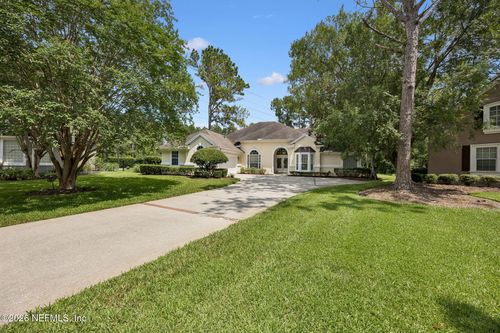8342 Amherst Hills Ln, JACKSONVILLE, FL, 32256-3467 | Card Image