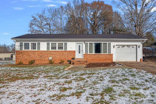 174 Crosswhite Lane, Statesville, NC, 28625 | Card Image