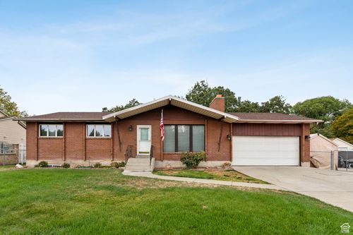 8926 S Midvalley Dr, West Jordan, UT, 84088-9053 | Card Image