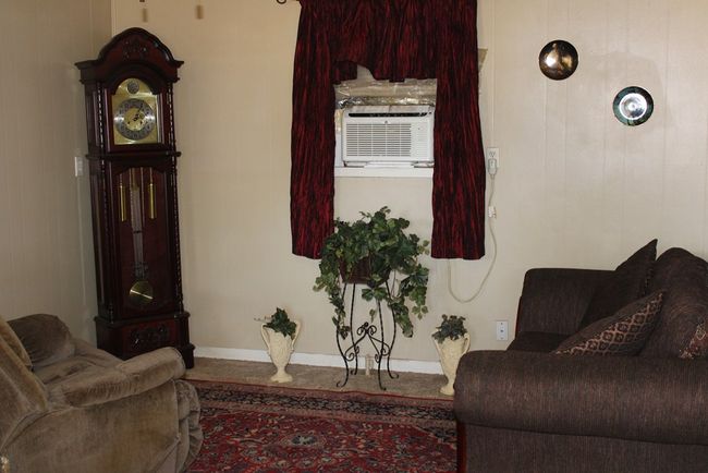 402 Lynn St., House other with 3 bedrooms, 1 bathrooms and 1 parking in Wingate TX | Image 18