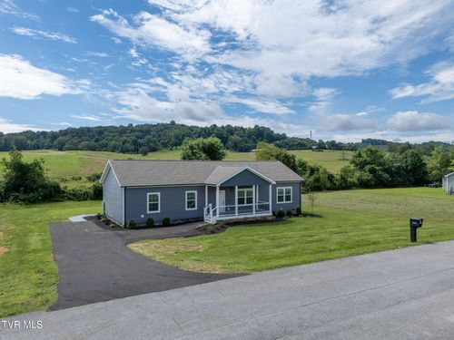 18339 Fortunes Way, Abingdon, VA, 24210-8095 | Card Image