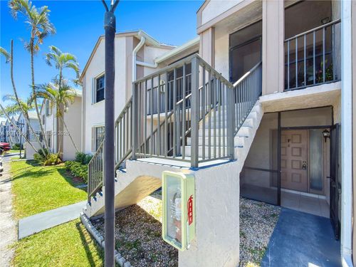 800f-800 Independence Dr, Homestead, FL, 33034-2633 | Card Image