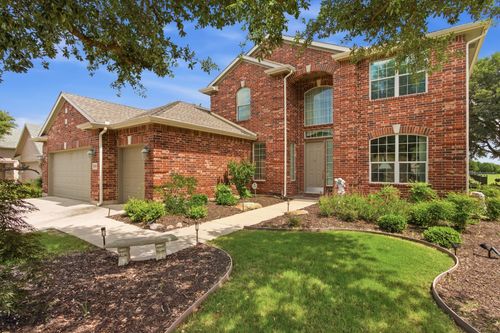 9601 Grandview Dr, Denton, TX, 76207-6635 | Card Image