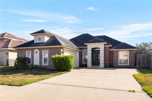 402 Hackberry Ave, Mission, TX, 78572-1936 | Card Image