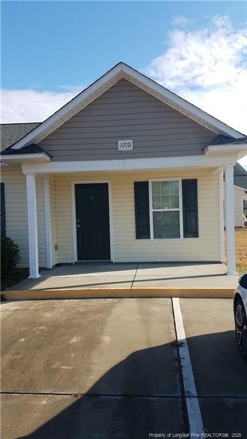 a-3700 Woodcliff Dr, Lumberton, NC, 28358-2031 | Card Image