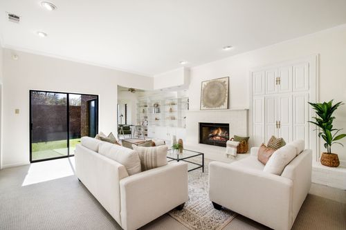3441 Courtyard Circle, Farmers Branch, TX, 75234 | Card Image