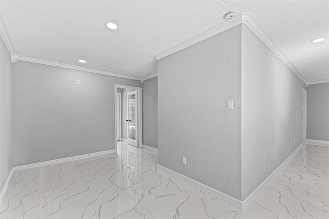 638 Cleo St, House other with 3 bedrooms, 2 bathrooms and null parking in Fresno TX | Image 7