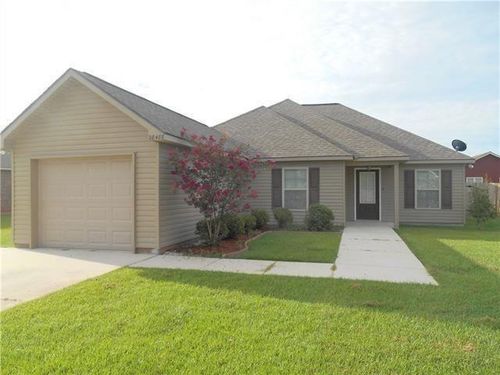 28488 Apple Blossom Ln, Ponchatoula, LA, 70454-8443 | Card Image