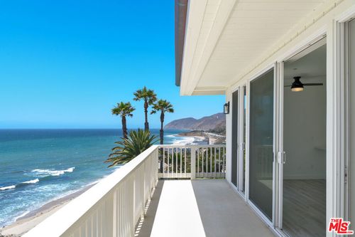 11836 Ebbtide Ln, Malibu, CA, 90265-2248 | Card Image
