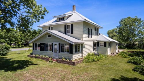 405 S Dodge St, Kellogg, MN, 55945-9623 | Card Image