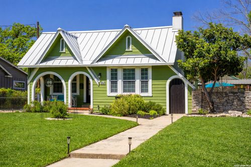 848 Washington St, Kerrville, TX, 78028-3317 | Card Image