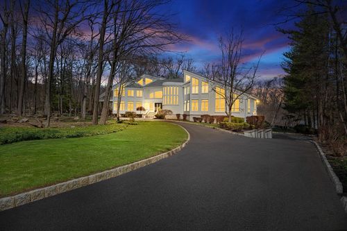 817 W Shore Dr, Kinnelon, NJ, 07405-2119 | Card Image