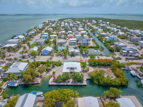 28573 Le Grand Rd, Little Torch Key, FL, 33042-5547 | Card Image