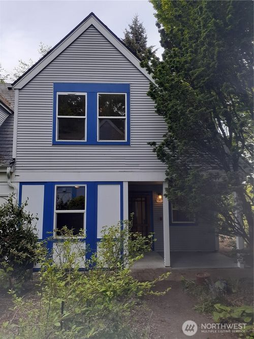 8-353 Wallace Way Ne, Bainbridge Island, WA, 98110-2829 | Card Image